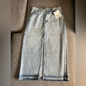 Denim skirt. Purchased from ASOS brand new with tag. Brand: Pull&Bear